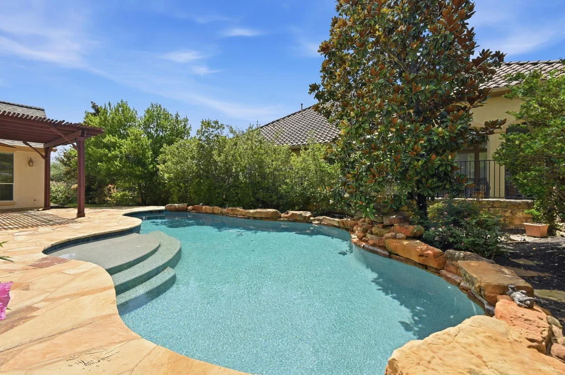 Photo of 111 WHITLEY DR