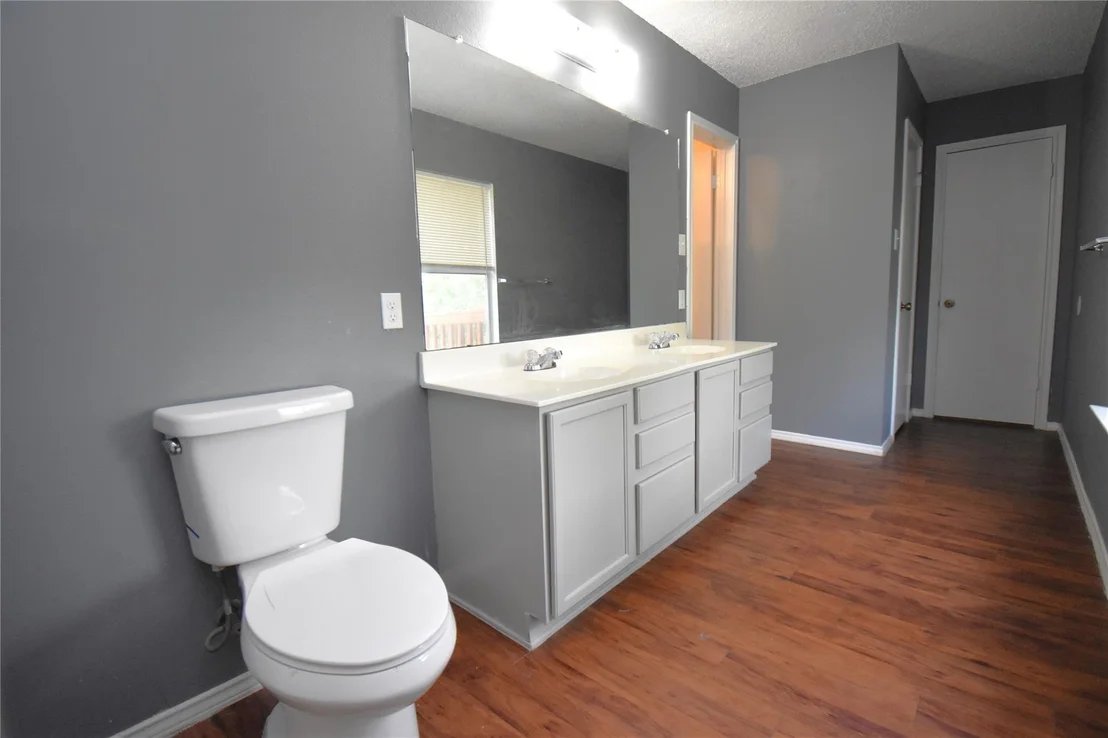 Photo of 1117 Porterfield DR