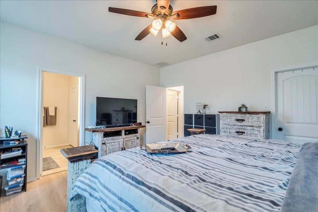 Photo of 1040 Verna Brooks WAY