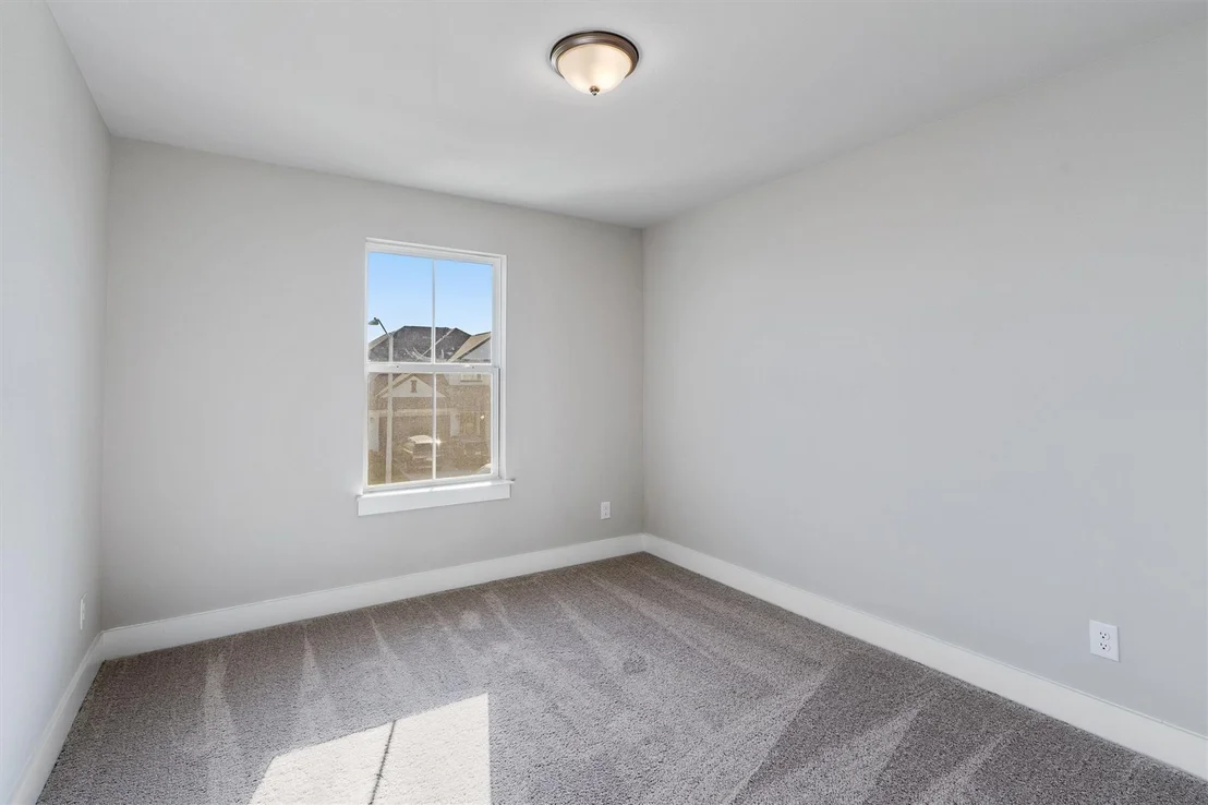 Photo of 19104 Moreland LN