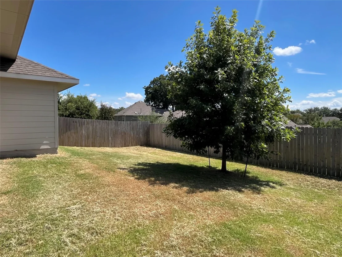 Photo of 707 Allende BND