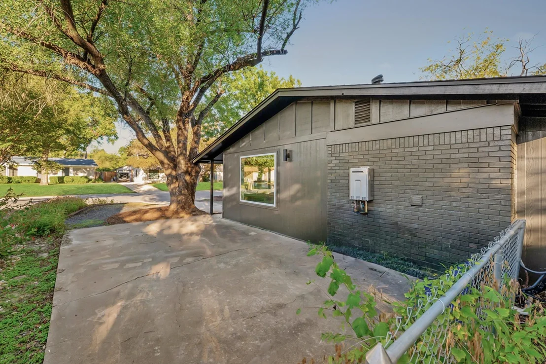 Photo of 5348 Westminster DR