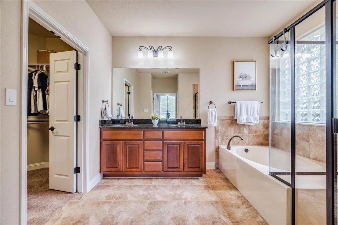 Photo of 406 Ledge Stone DR