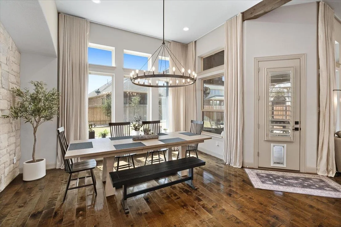 Photo of 596 Oyster Creek