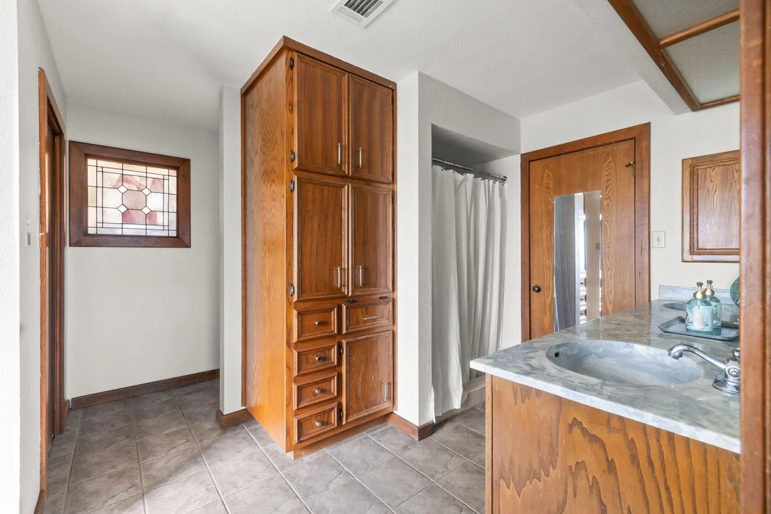 Photo of 18409 Lakepoint CV