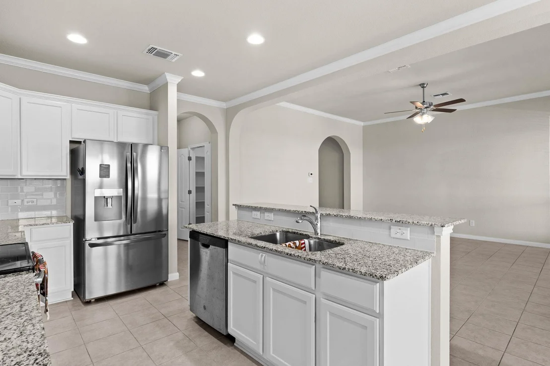 Photo of 6142 Fairburn CT