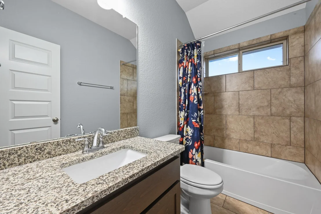 Photo of 154 Ashleaf DR