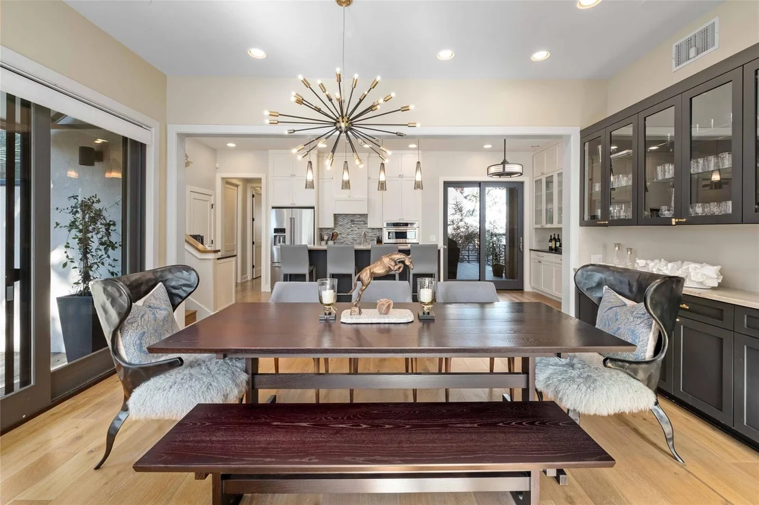 Photo of 208 Park LN
