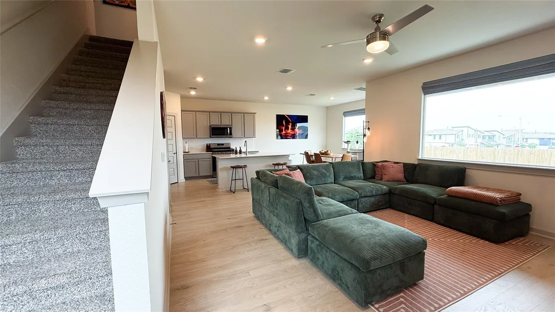 Photo of 10925 Meris LN