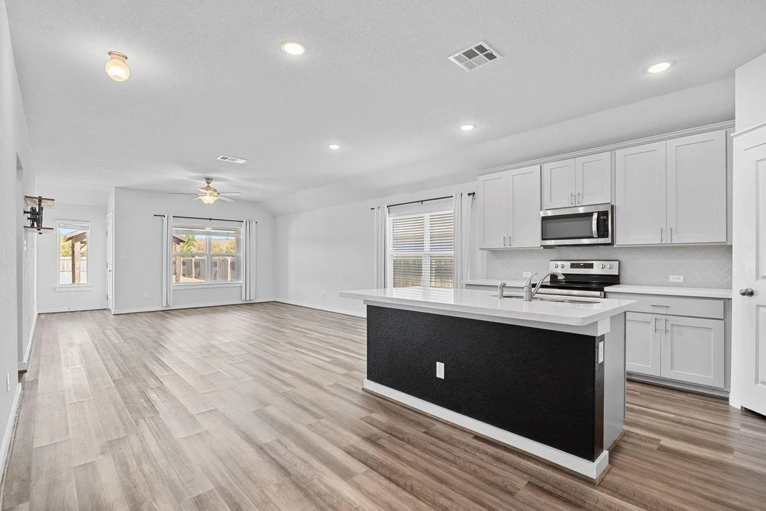 Photo of 506 Hendelson LN