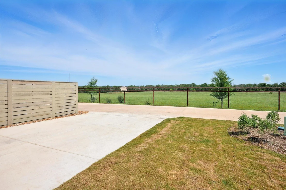 Photo of 210 Weaver LN