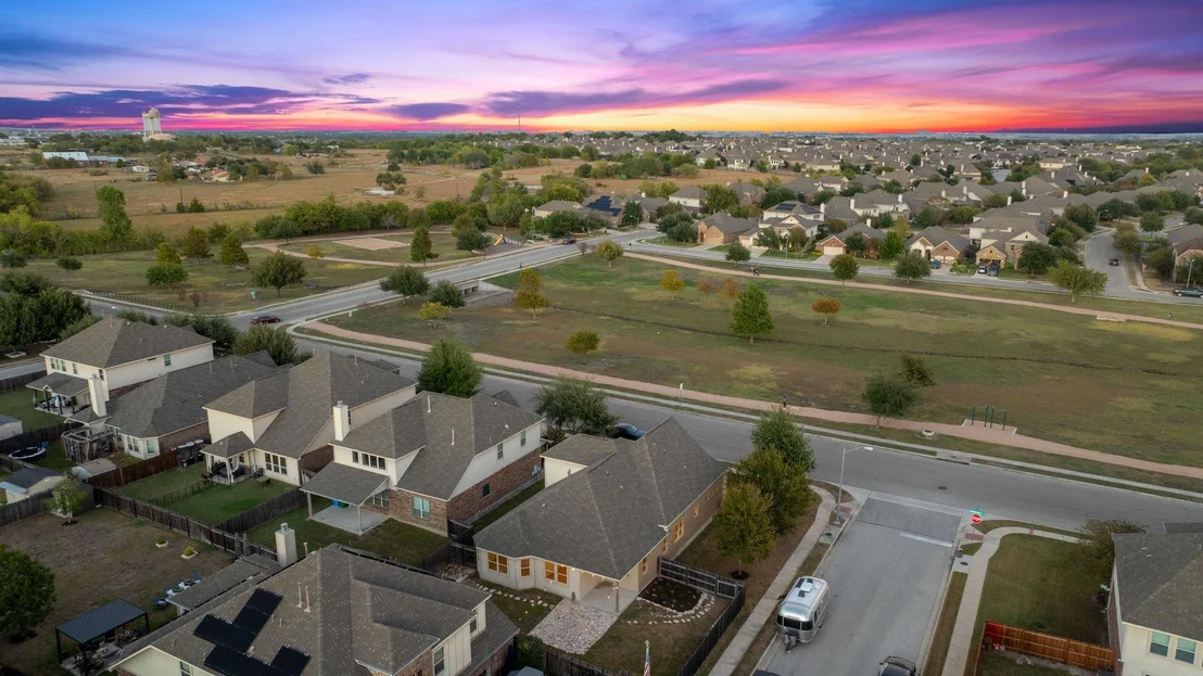 Photo of 21100 Windmill Ranch Ave