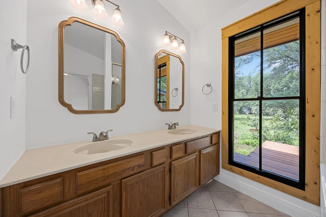 Photo of 16202 Kicking Bird DR