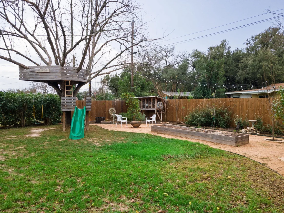 Photo of 531 Santa Clara RD