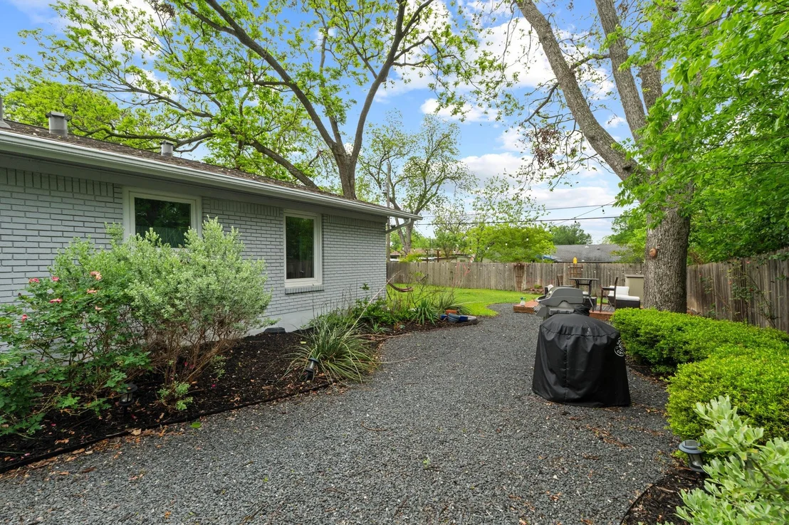 Photo of 1301 Ridgemont DR