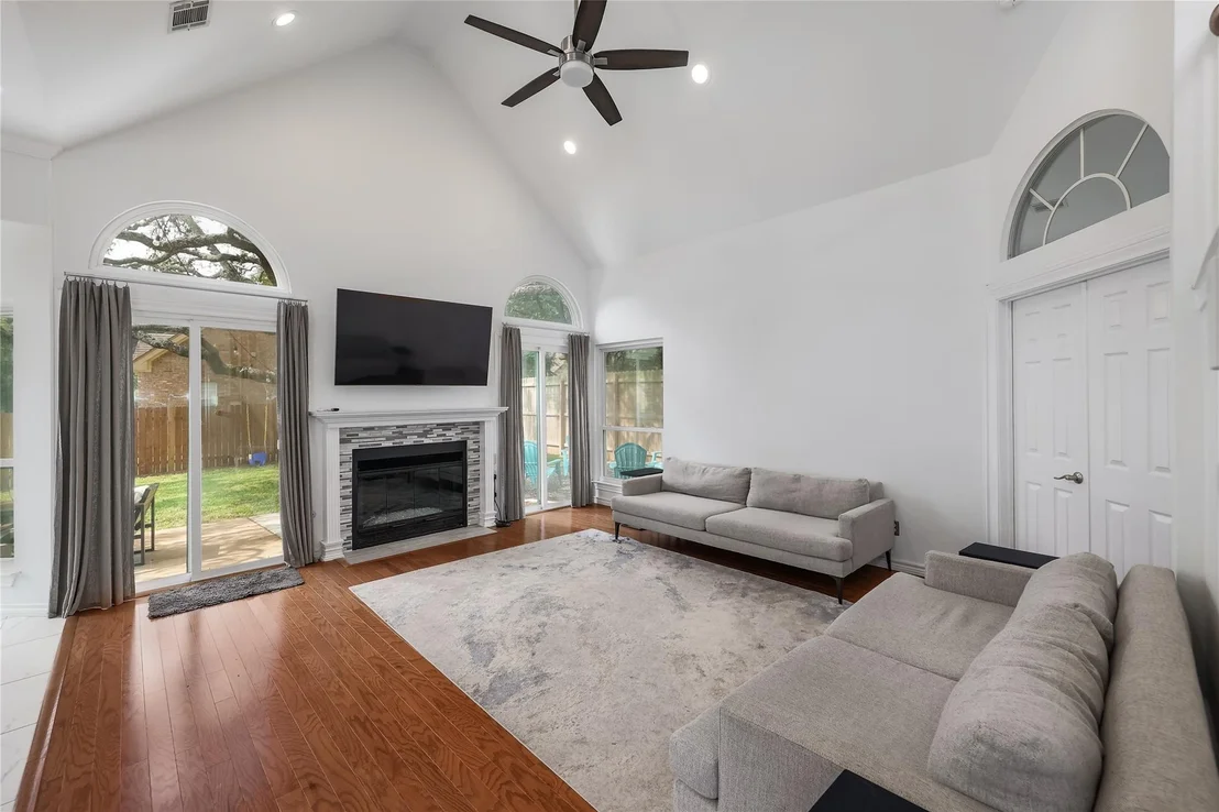 Photo of 3107 Fort Worth TRL