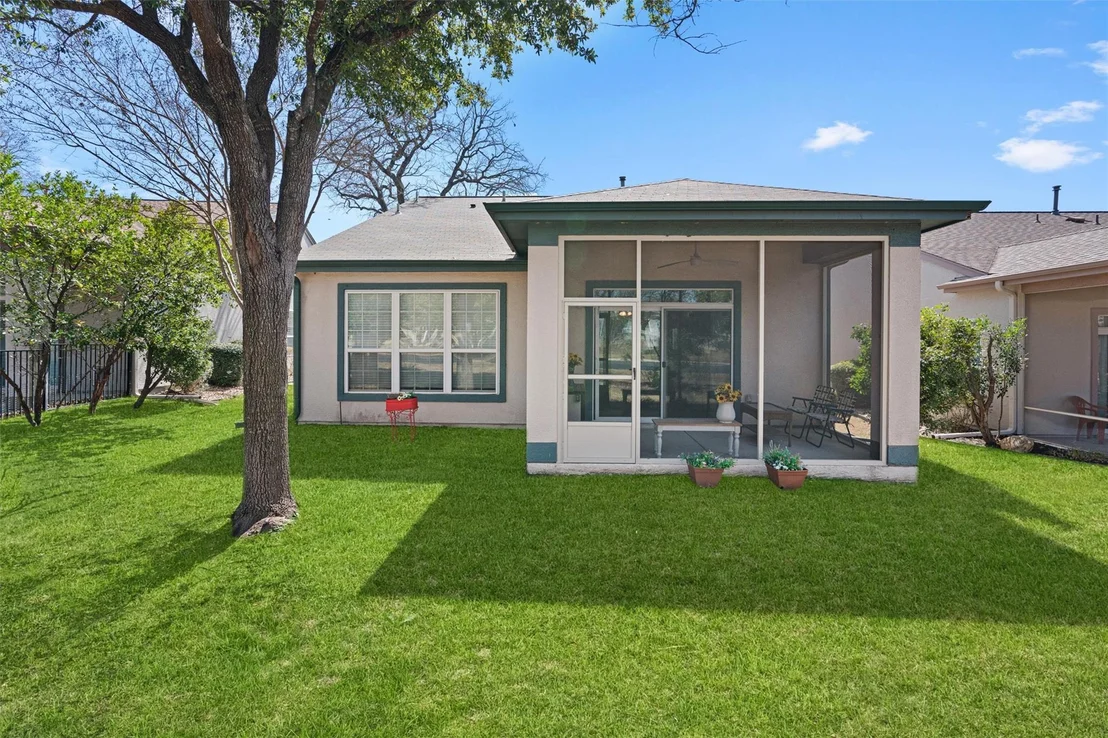 Photo of 225 Winter DR