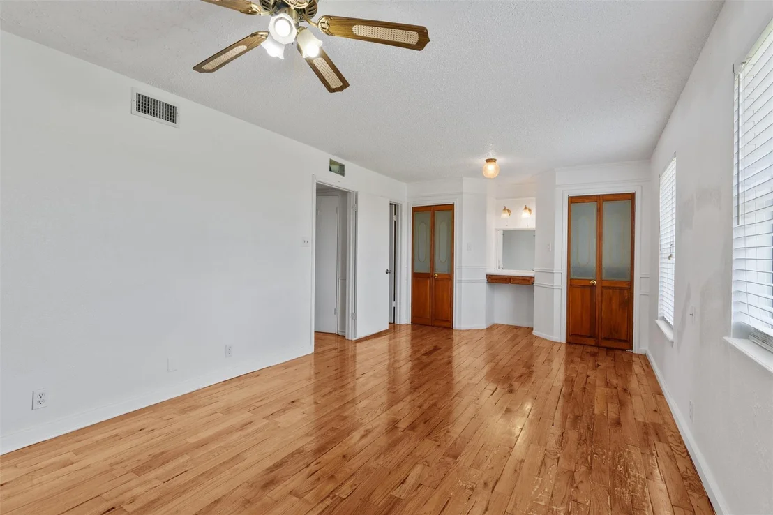 Photo of 5203 Denmans LOOP