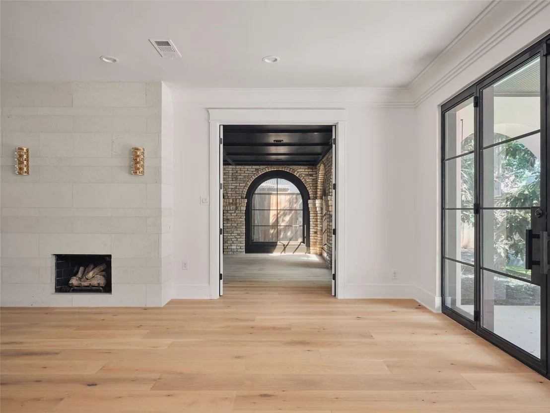 Photo of 13 Niles RD
