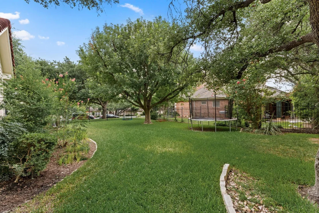 Photo of 18 Waterfall DR