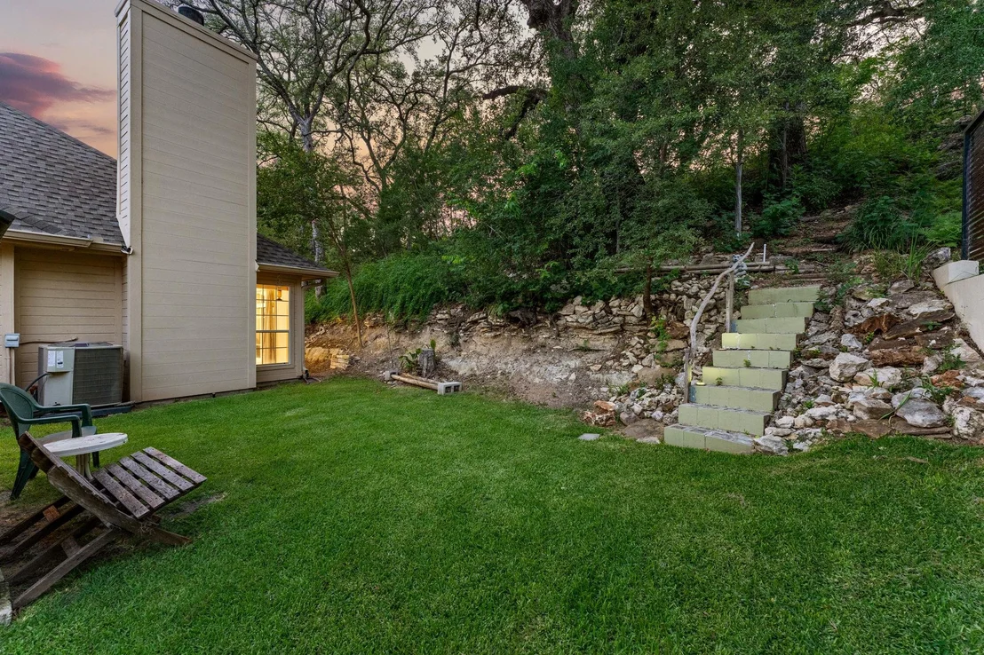 Photo of 2700 Pearce RD