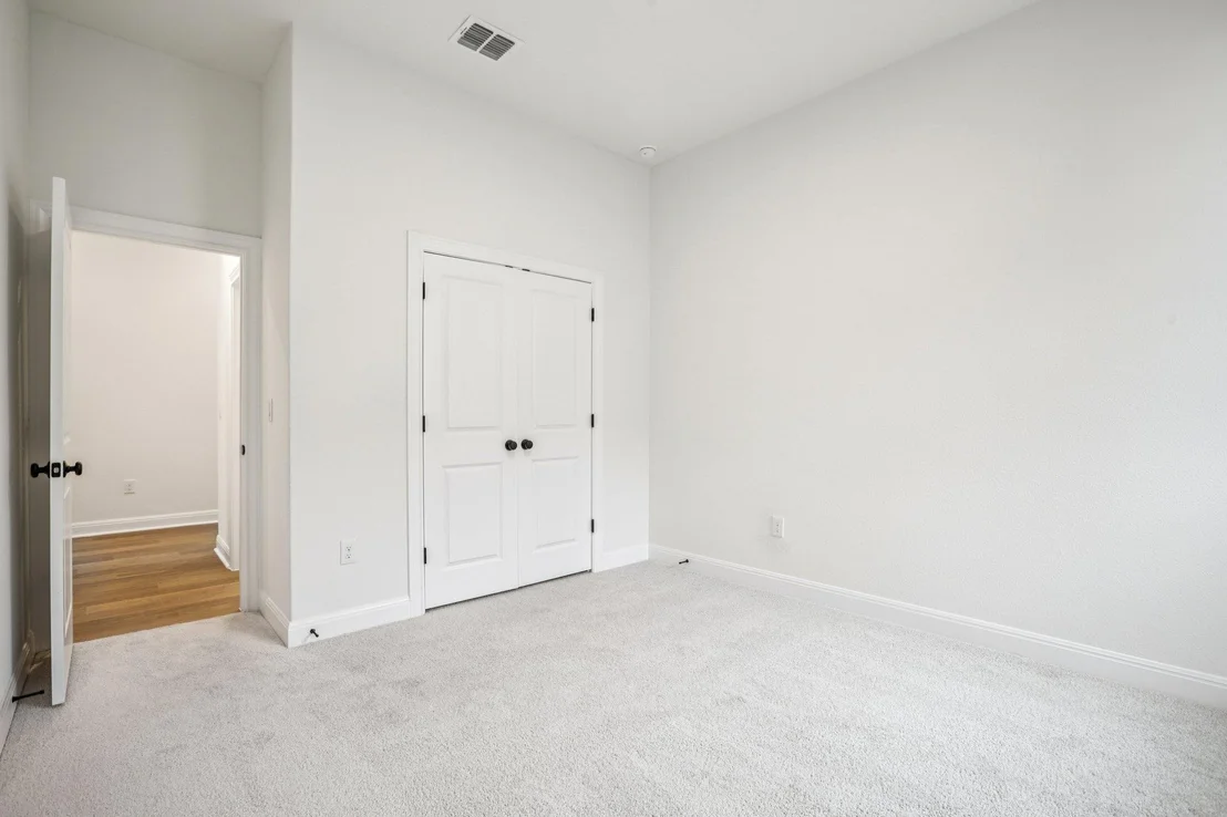 Photo of 259 Treadwell LN