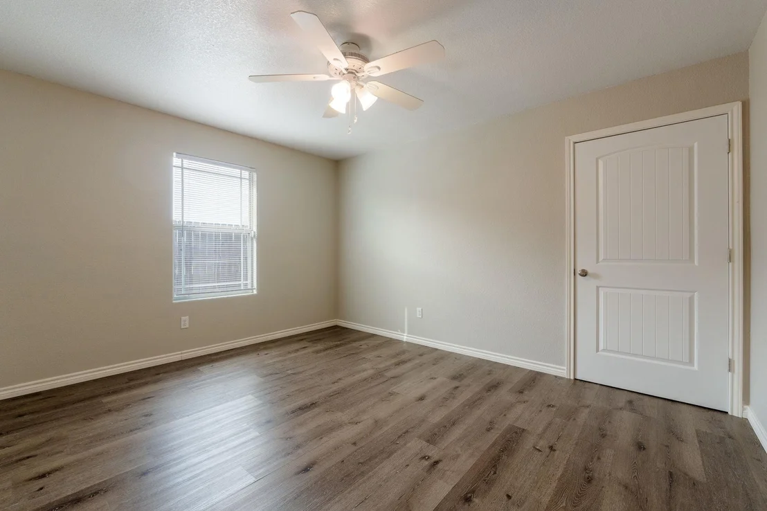 Photo of 2303 Mike DR