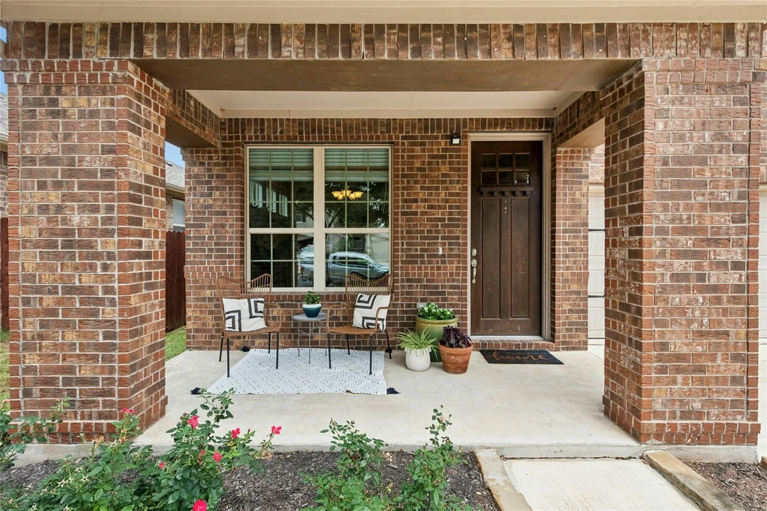 Photo of 390 Fletcher BND