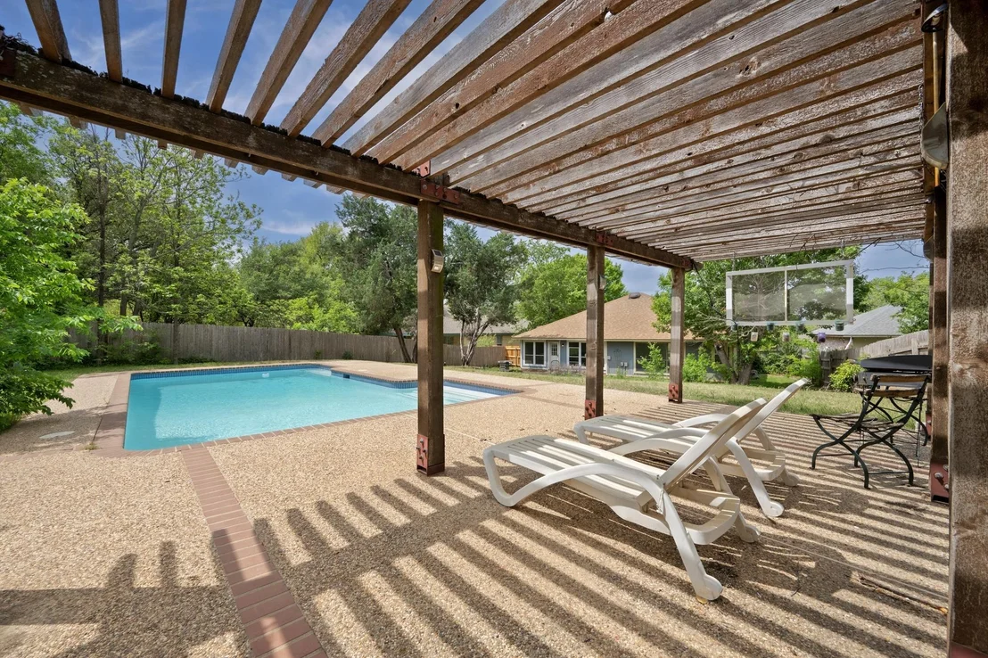 Photo of 16415 Lone Wolf DR