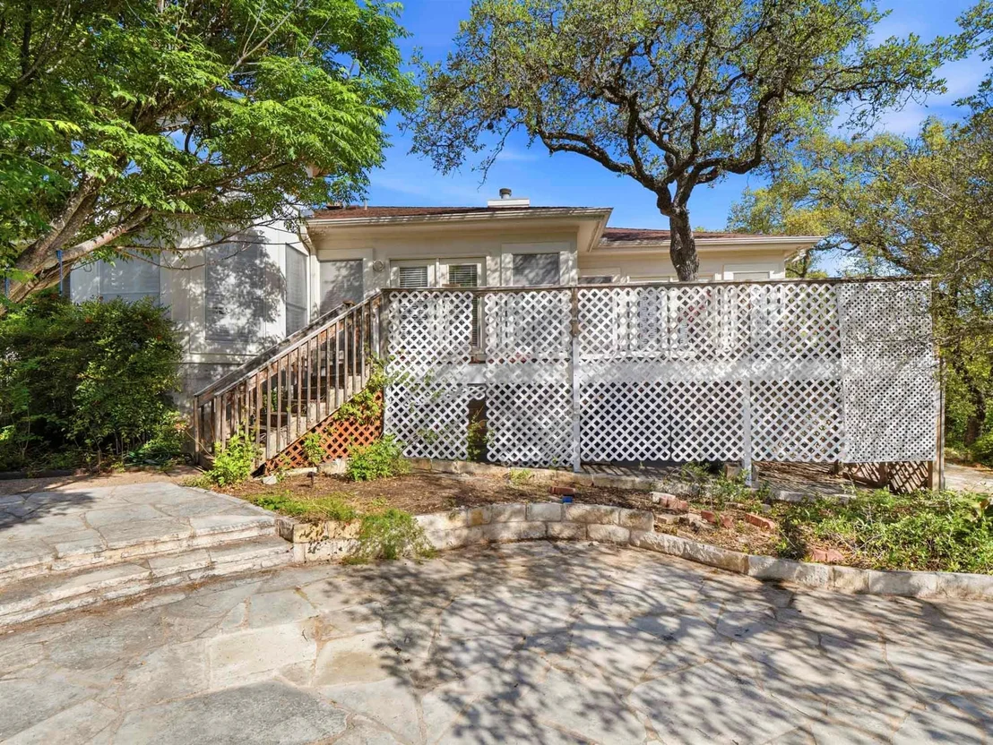 Photo of 20607 Highland Lake LOOP