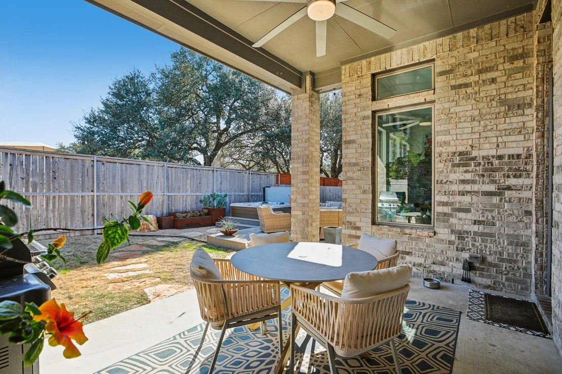 Photo of 133 Lake Spring CIR
