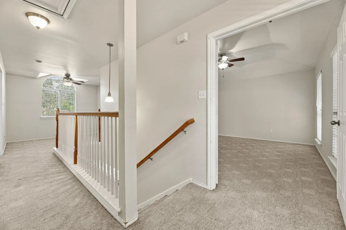 Photo of 5801 McNaughton N