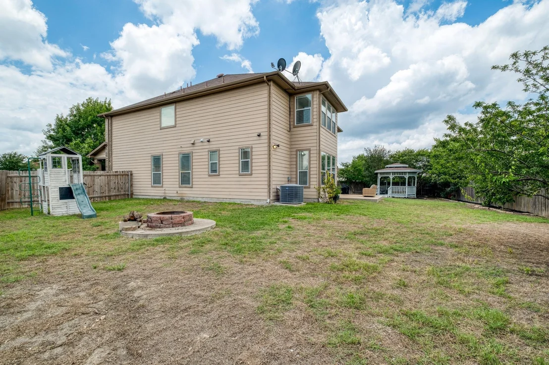 Photo of 141 Clematis CT