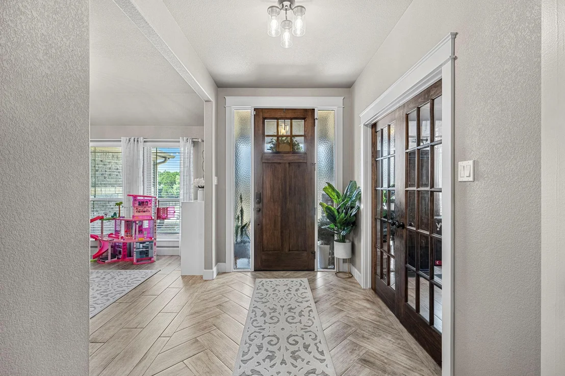 Photo of 119 Savage CIR