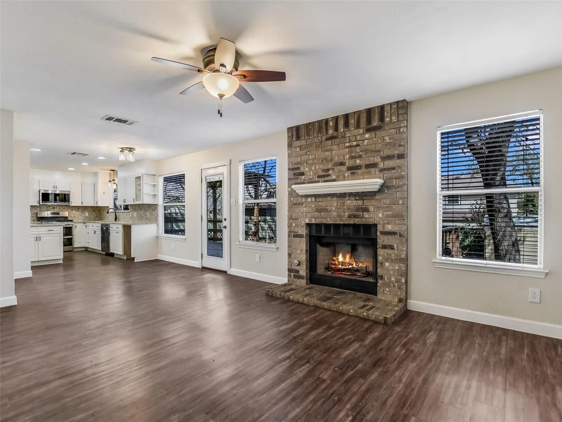 Photo of 716 Shiny Rock DR