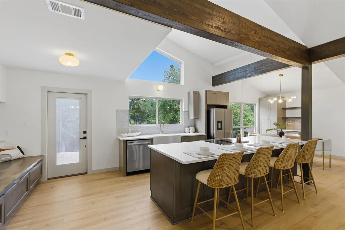Photo of 7105 Fred Morse DR
