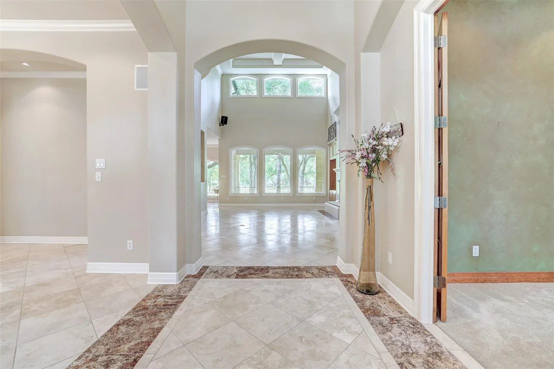 Photo of 25 Meadows End DR