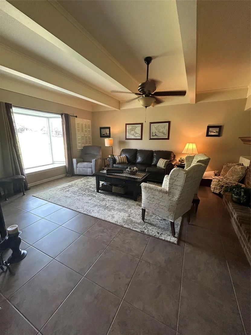 Photo of Unit D at 11121 Pinehurst DR