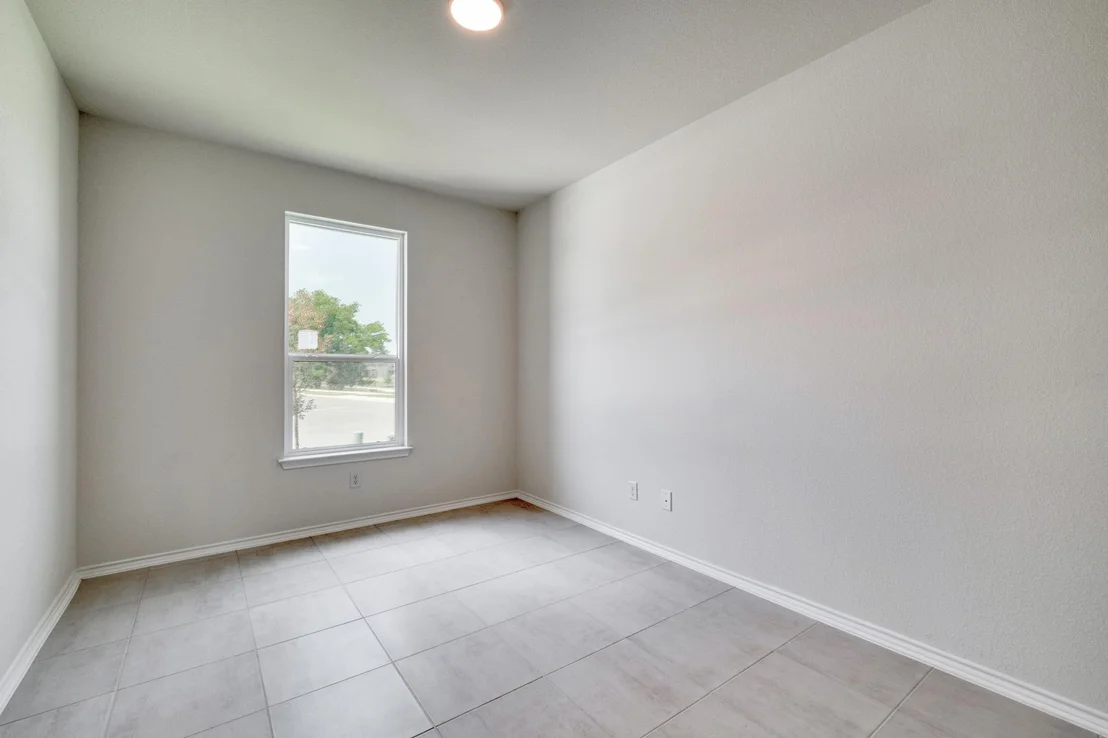 Photo of 1324 Carriageway DR