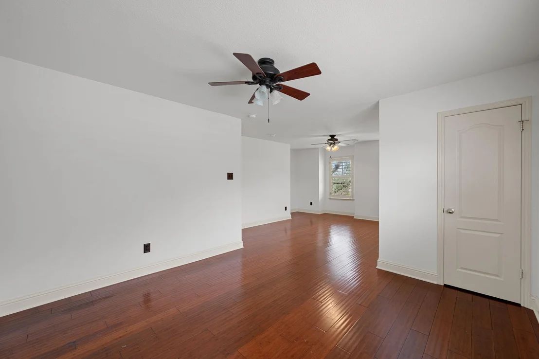 Photo of 1907 Holly Hill DR