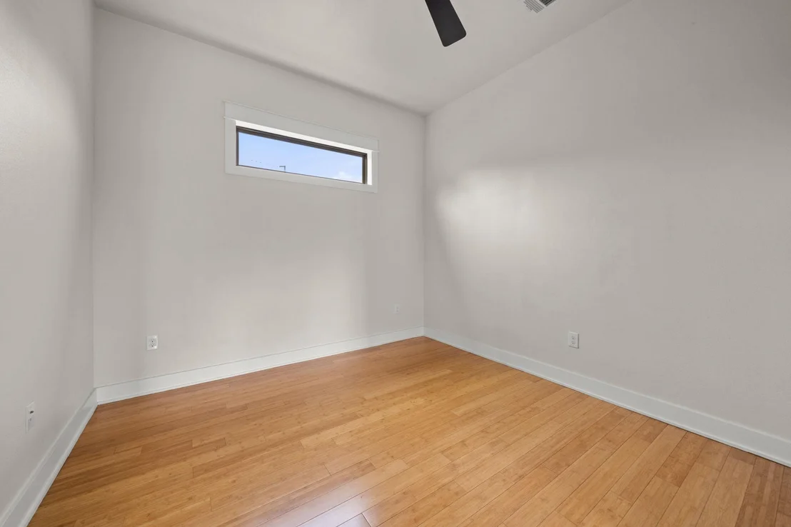 Photo of Unit A at 1160 Nickols Ave