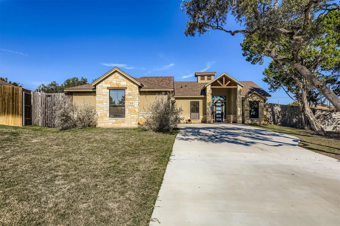 Photo of 315 Bluestem CV