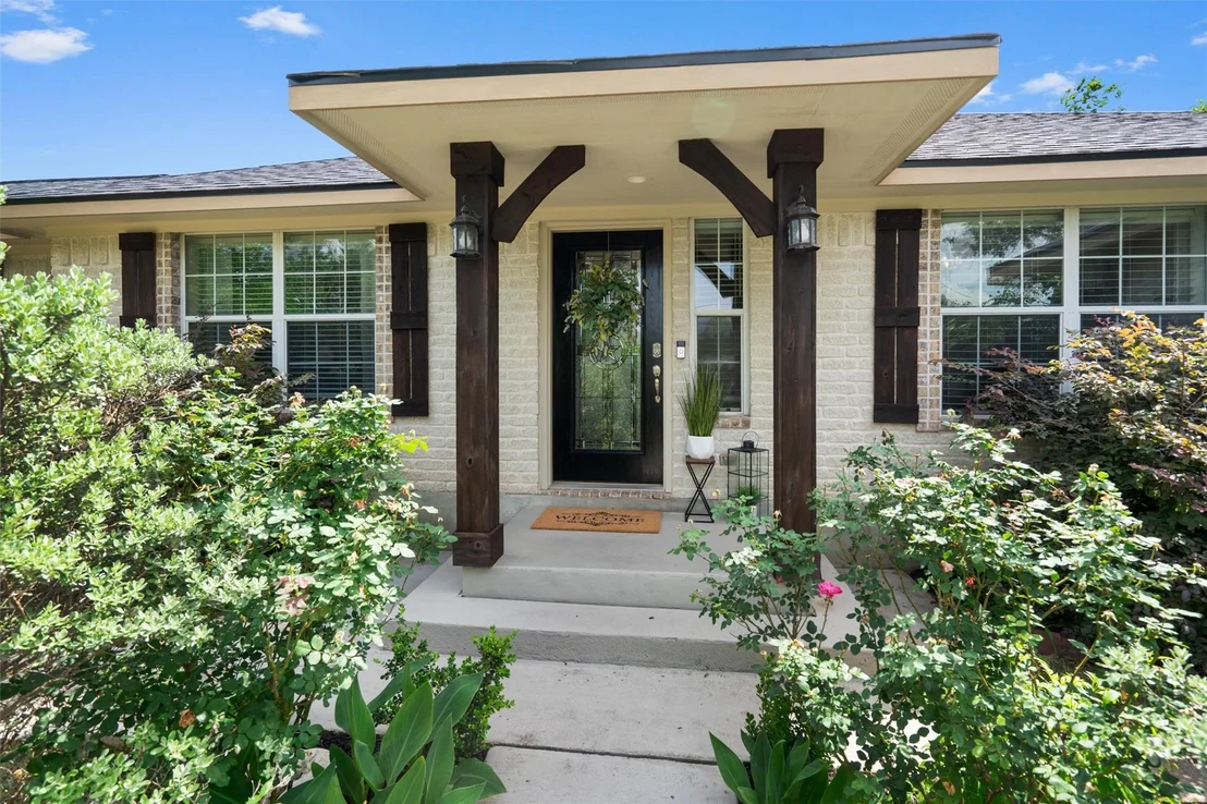 Photo of 117 Signal Hill DR