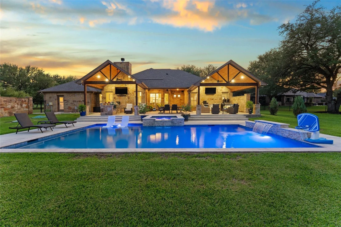 Photo of 3041 Rolling Meadow DR