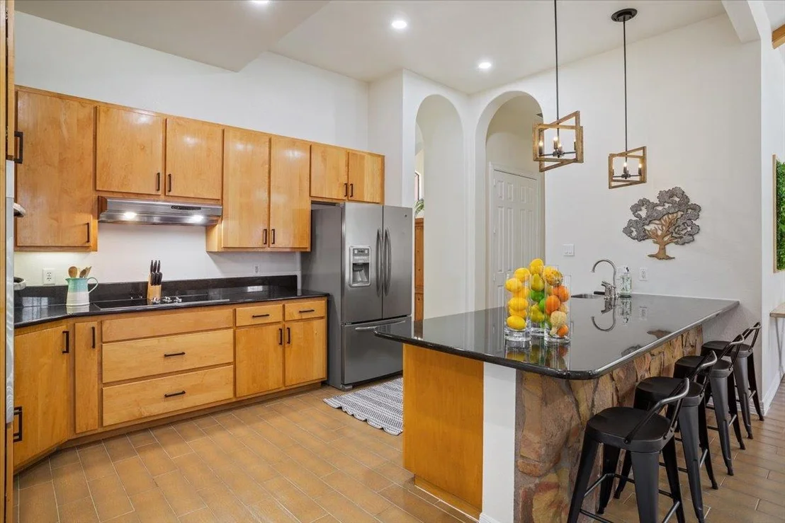 Photo of 3426 Summit CIR