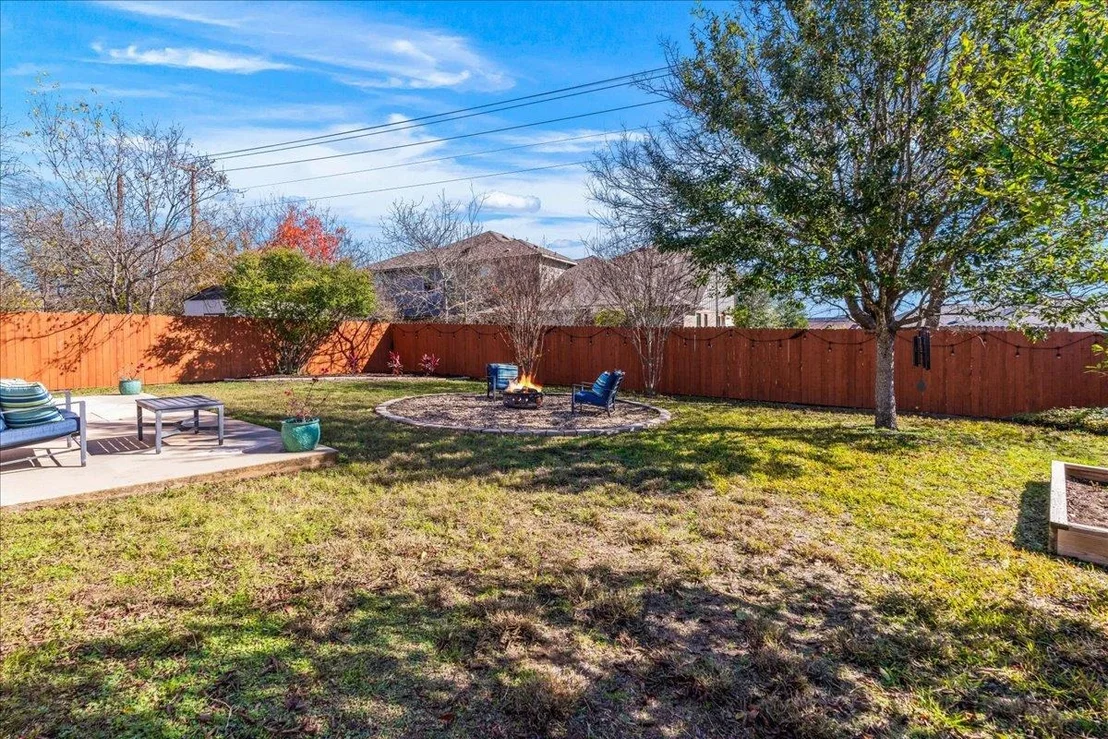 Photo of 15001 Lantern DR