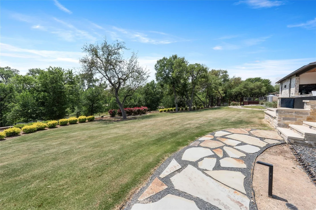 Photo of 1016 Ferguson Mill RD