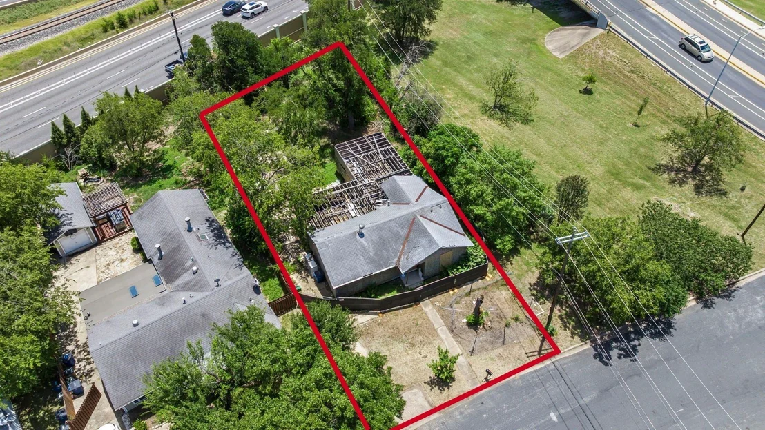 Photo of 5103 Valley Oak DR