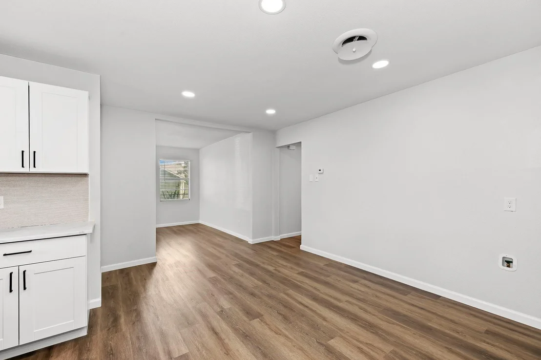 Photo of 1411 Violet Ave