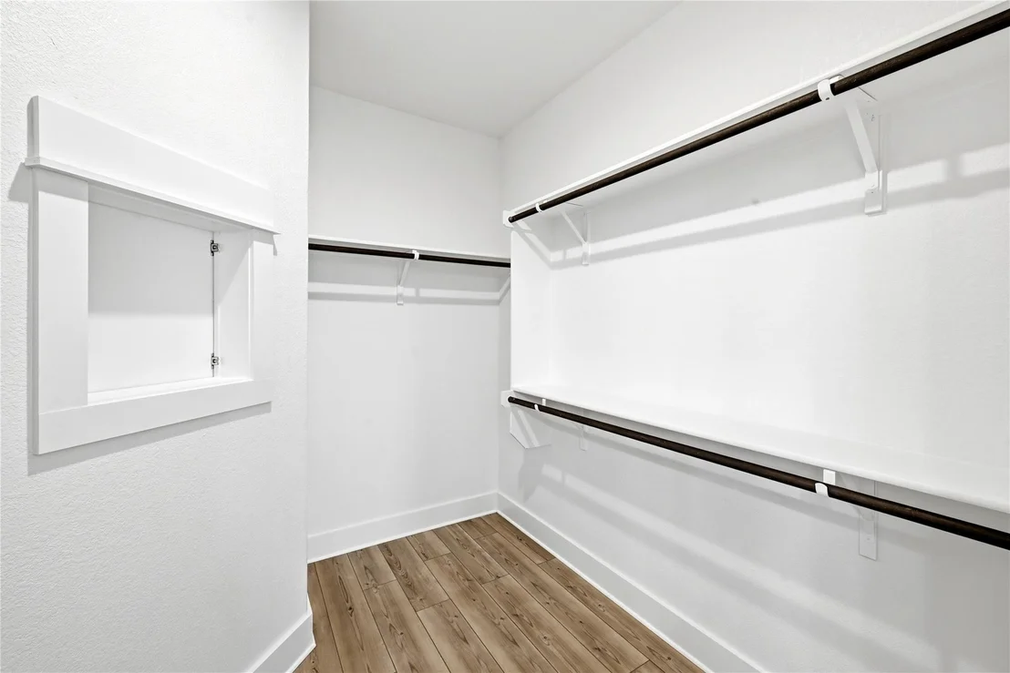 Photo of 702 Kitty Hawk RD